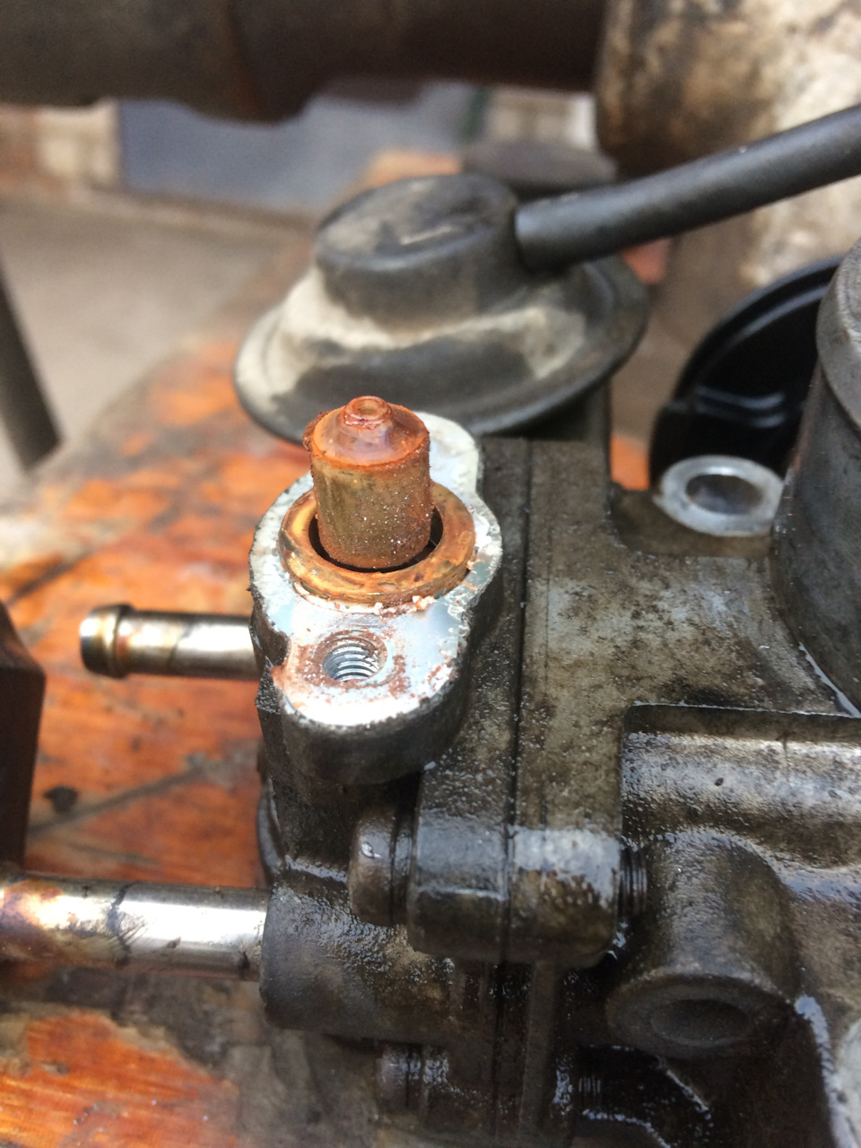 Чистка дросселя плюс замена датчика кислорода и топливного фильтра ...