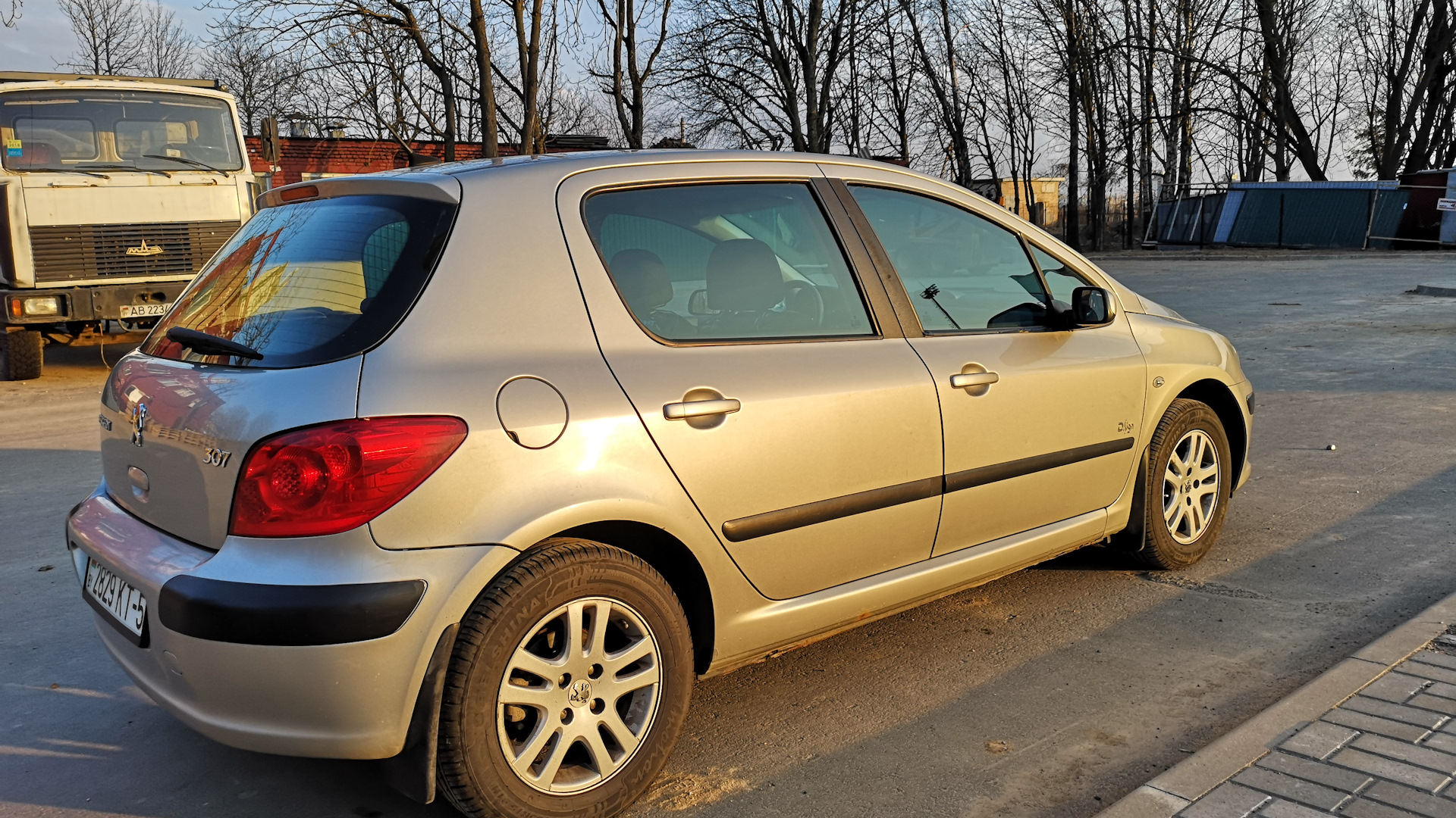 Peugeot 307 1.6 бензиновый 2006 | <ЧаЙкА> на DRIVE2