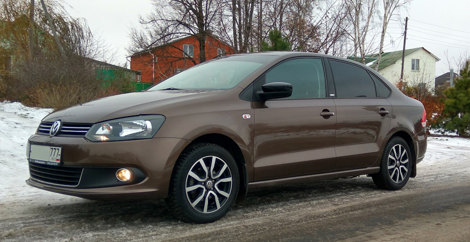 Volkswagen polo б у авито