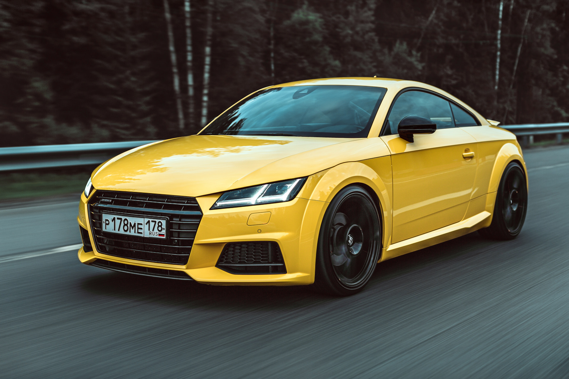 Emut tt. Audi TT 8s. Audi TT III (8s). Audi TT 8s желтая. Audi TT Coupe 8s.