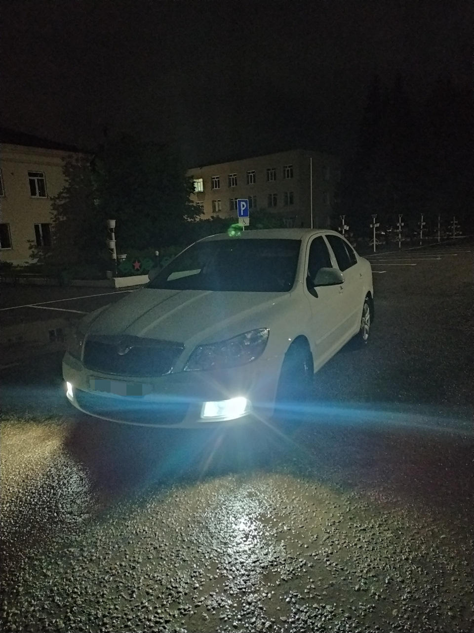 Замена ГУ — Skoda Octavia A5 Mk2, 1,6 л, 2013 года | автозвук | DRIVE2