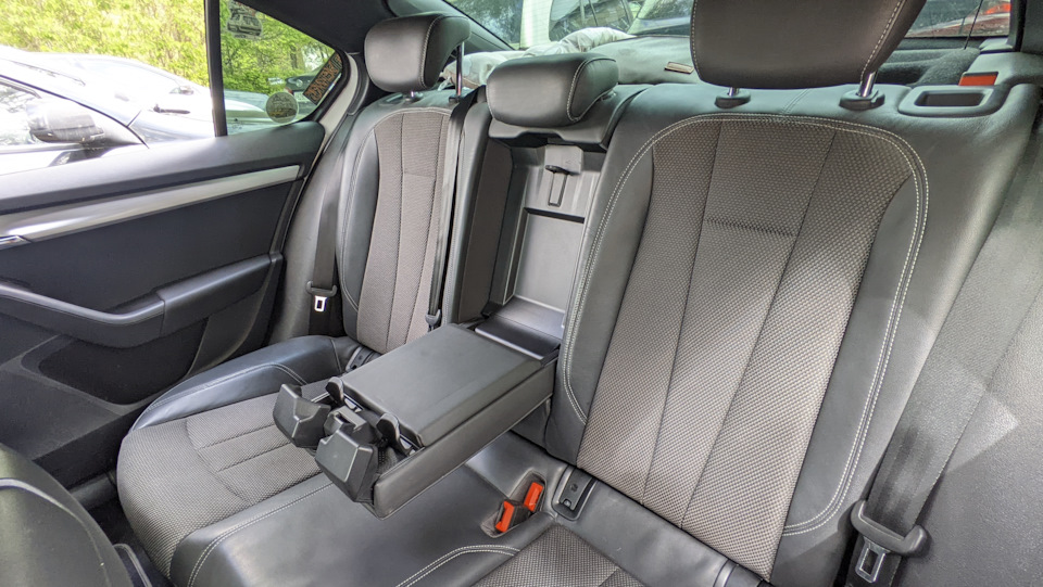 Заднее сиденье AUDI A4B9 — Skoda Octavia A7 Mk3, 1,4 л, 2016 года ...