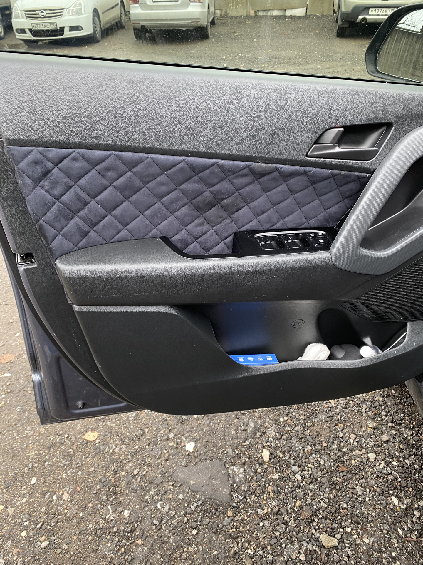 Карта двери крета. Обшивка двери хендай крета. 82302-2r1509r. Обшивка двери хундай крета2017 г. Обшивка дверей hyundai creta.