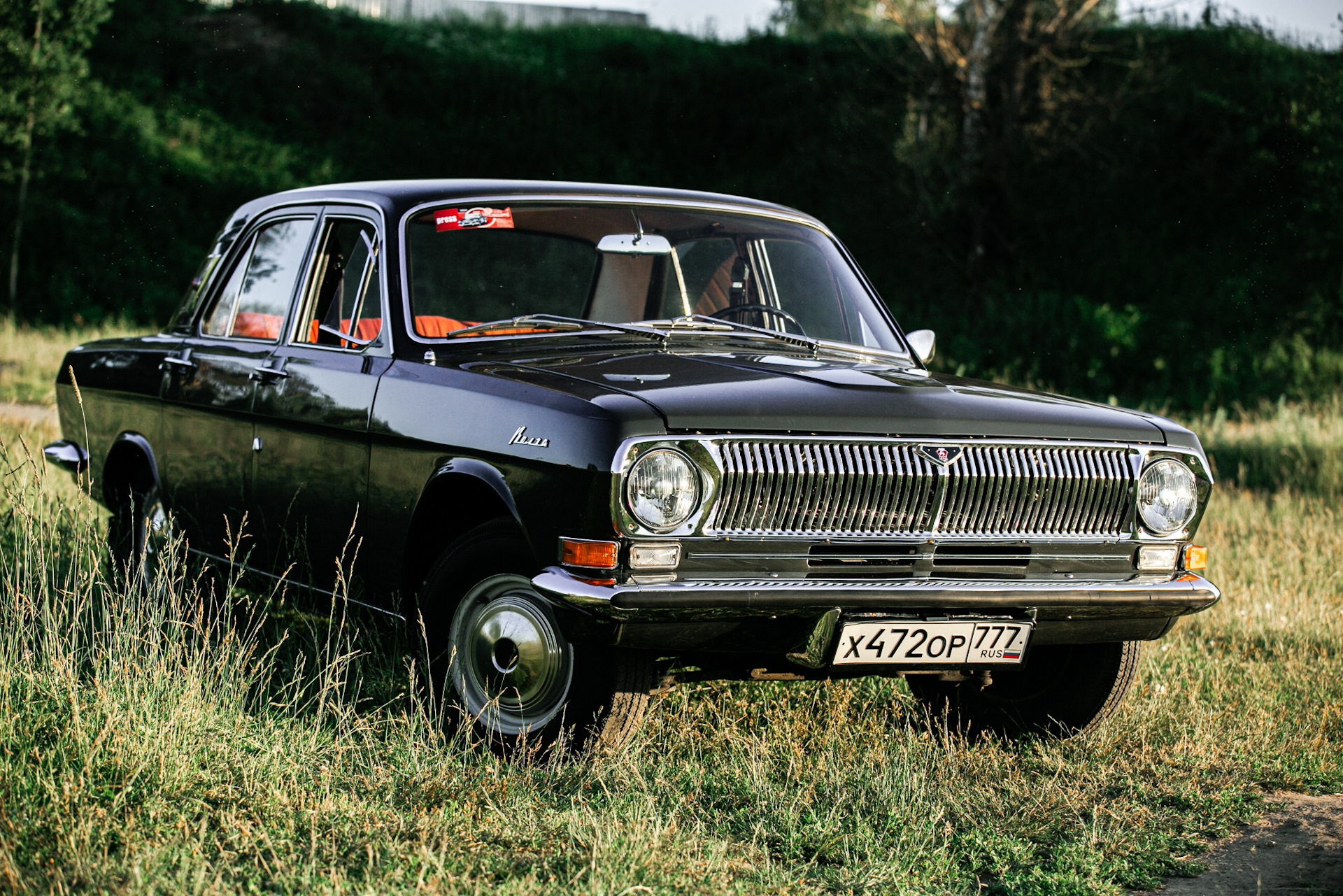 Названия волги. ГАЗ 24 И Форд Фалькон. Ford Falcon Волга. Ford ГАЗ 24. Форд Фалькон 1962 и ГАЗ 24.