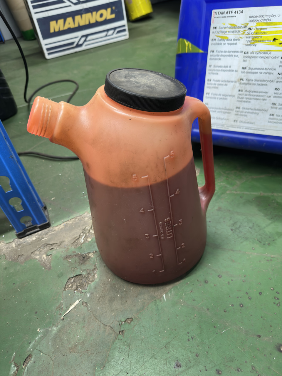 Фото в бортжурнале Jeep Grand Cherokee (WK2)