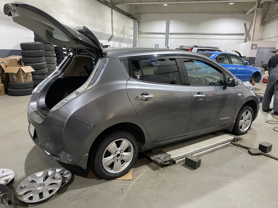 Nissan Leaf 2