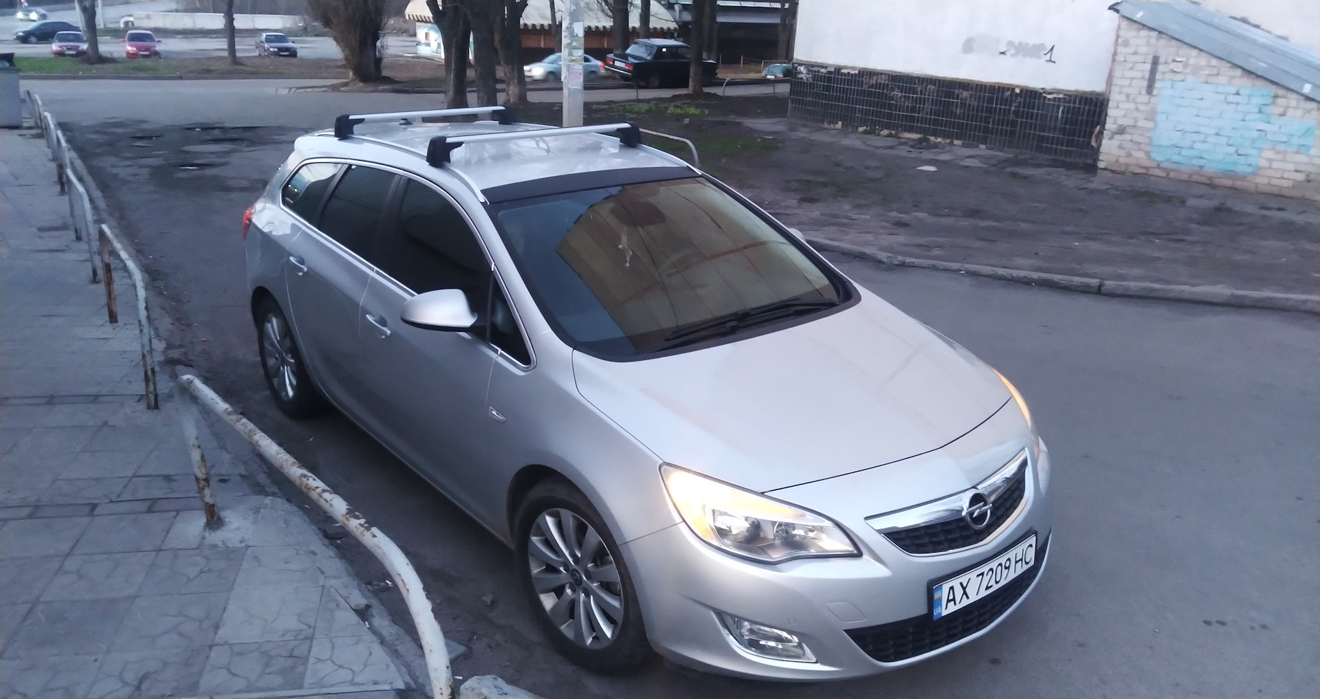 Оригинальный багажник — Opel Astra J, 1,7 л, 2012 года | стайлинг | DRIVE2