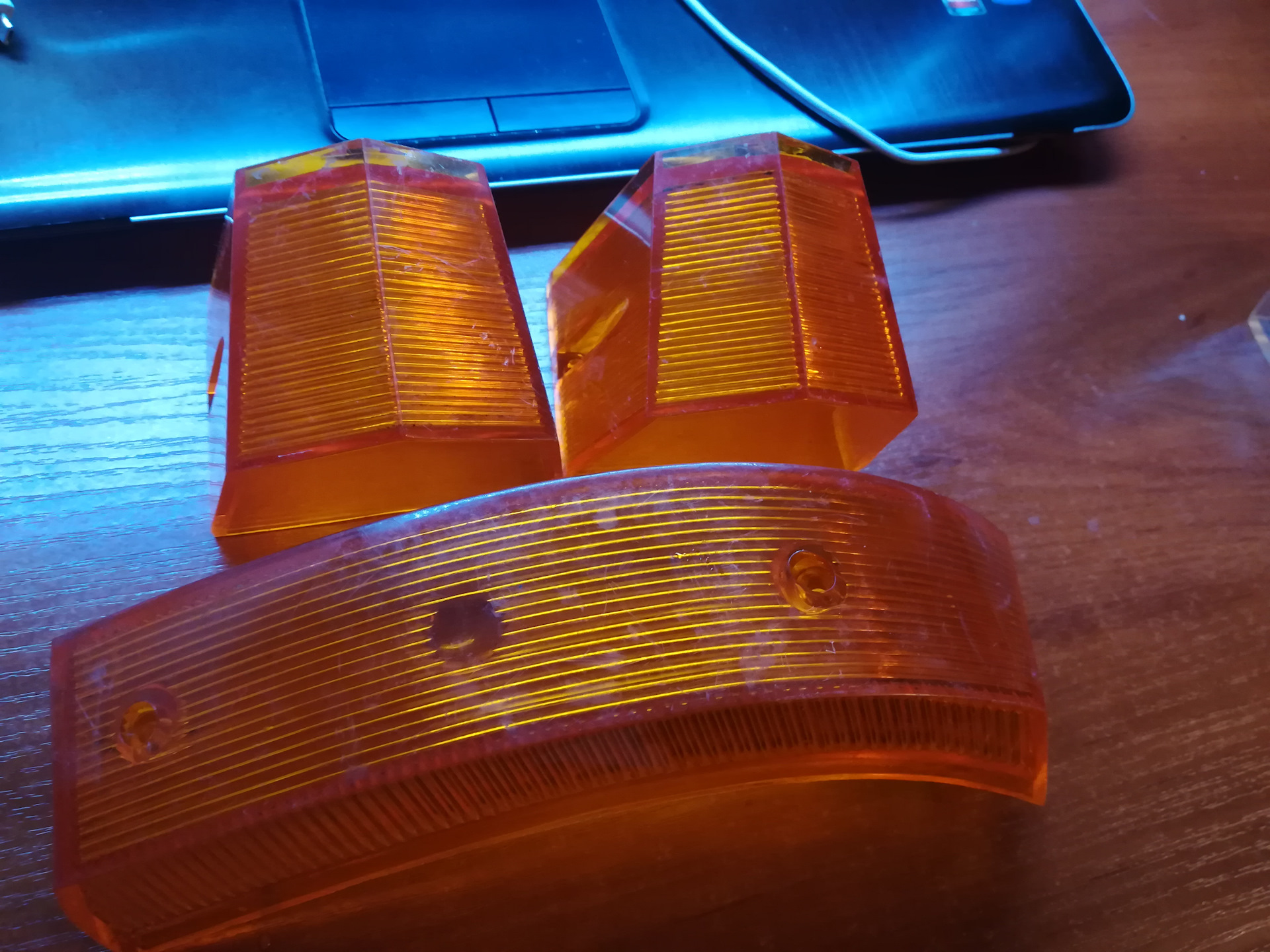 Замена резинок на дворниках — Ford C-Max I, 1,6 л, 2005 года | своими ...