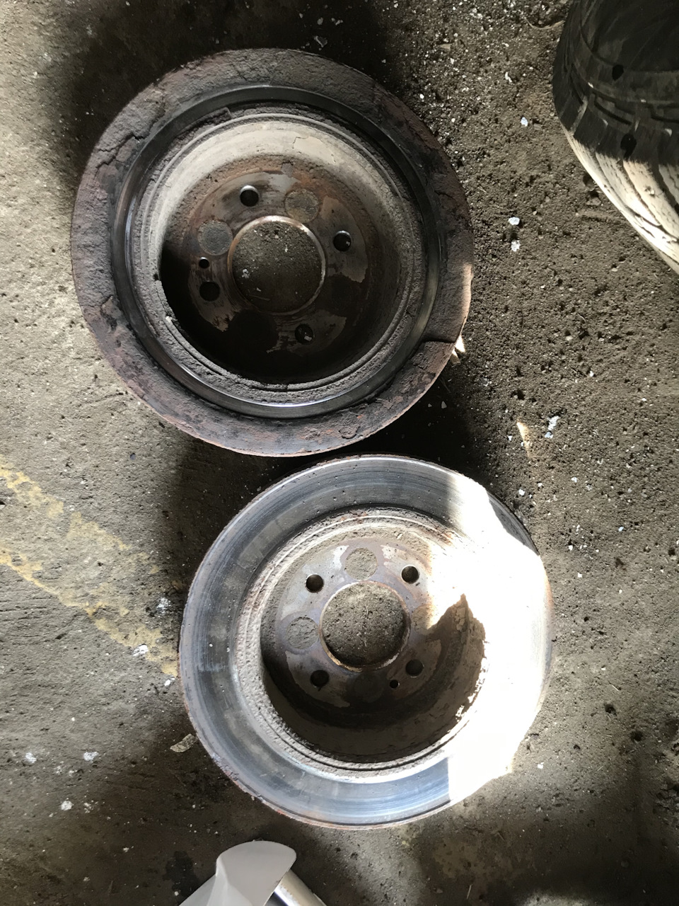 Замена тормозных дисков, колодок — Hyundai Solaris, 1,4 л, 2011 года ...