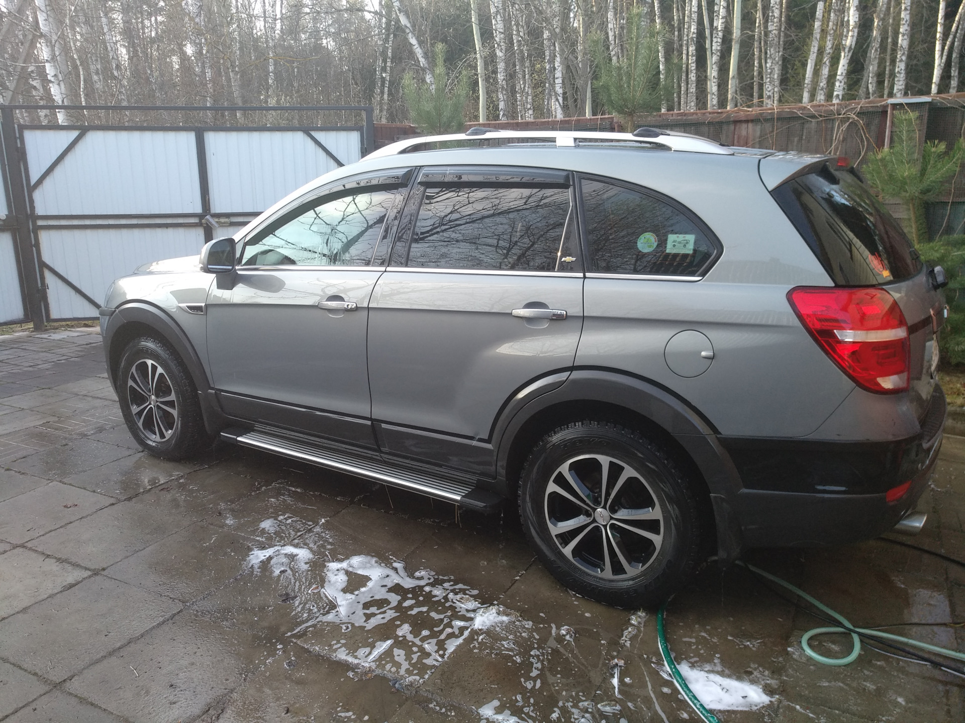 Мойдодыр для друга — Chevrolet Captiva (1G), 2,2 л, 2011 года | мойка |  DRIVE2