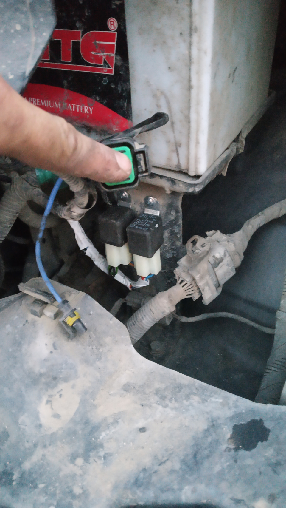 Дальний вполнакала. — Hyundai H-1 (2G), 2,4 л, 2010 года | электроника ...