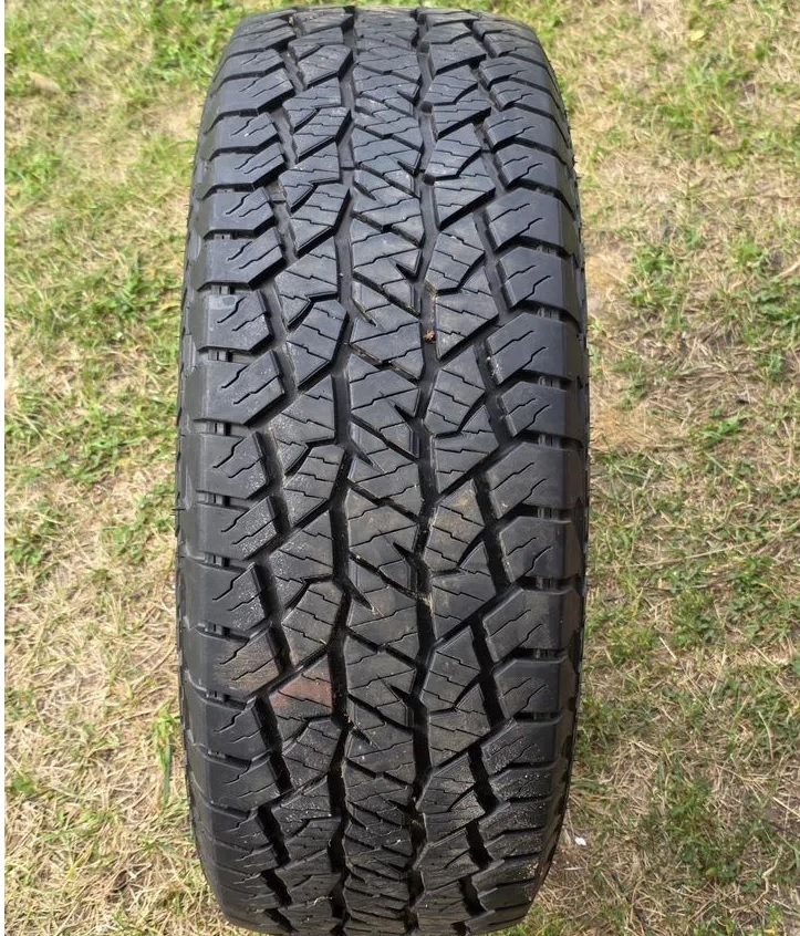 Шины летние Hankook 235/60 R16 на Renault Duster (1G), Nissan X-Trail I (t30), Suzuki Grand Vitara (1G), Chevrolet Tracker II, Suzuki Escudo (2G). Б/у | 26 000 ₽ в городе Москва | DRIVE2