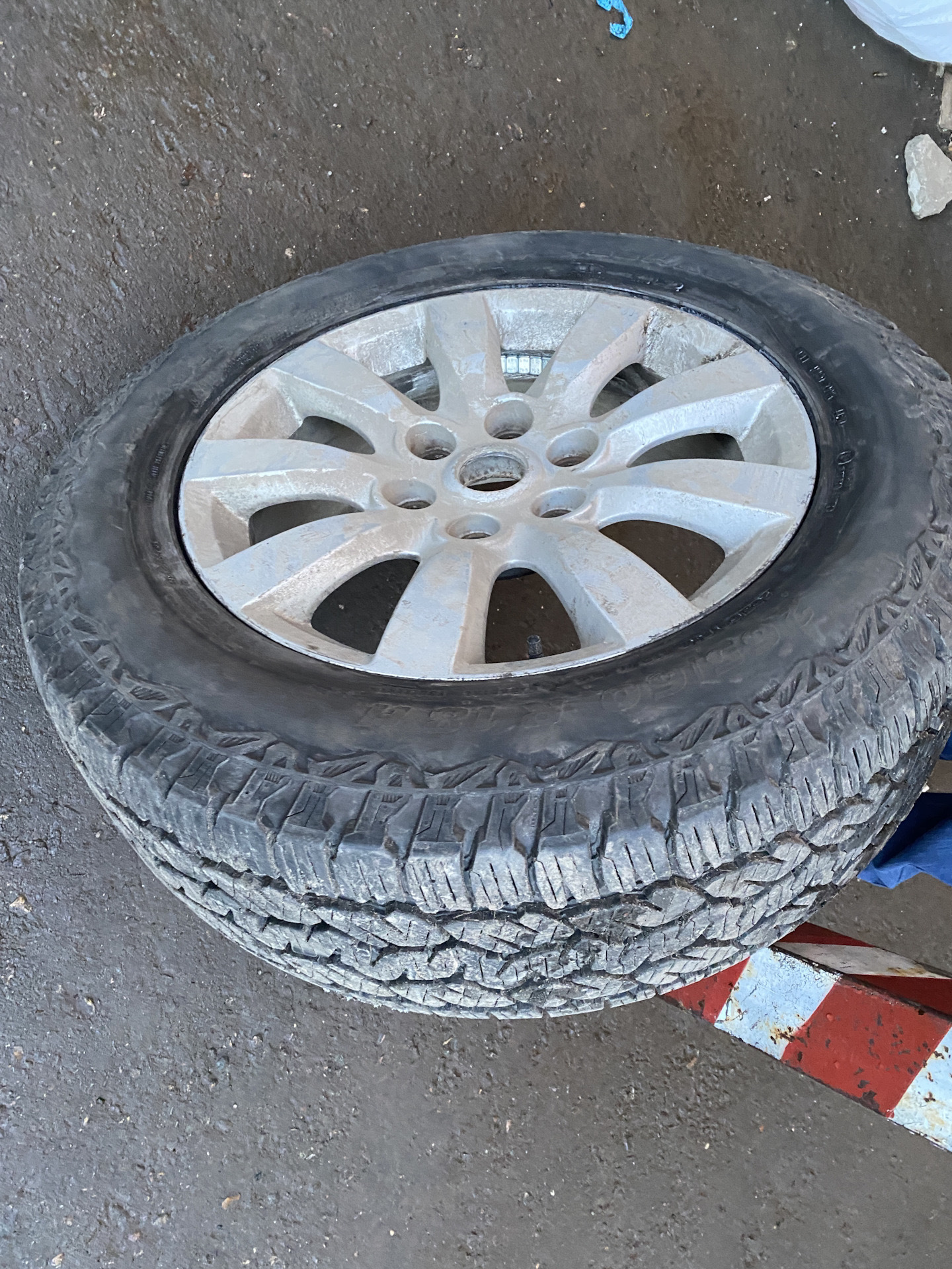 Продаю резину АТ. — Mitsubishi Pajero (4G), 3,2 л, 2010 года | другое ...
