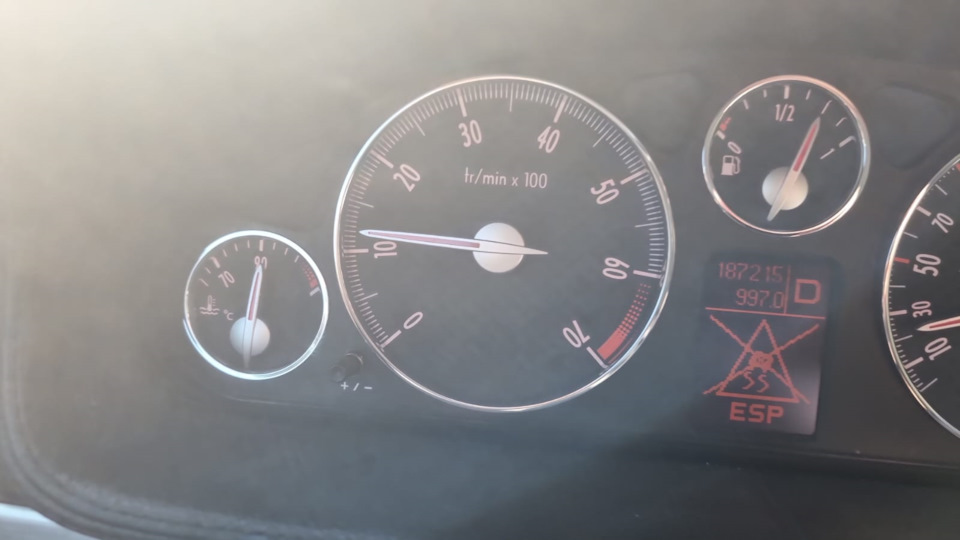 Замена вакуумника. Полуфинал, перешедший в финал — Peugeot 407 Coupe, 3 ...