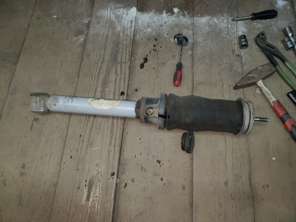 Заклинила стойка Plaza XDrive — Lada 2115, 1,5 л, 2006 года своими