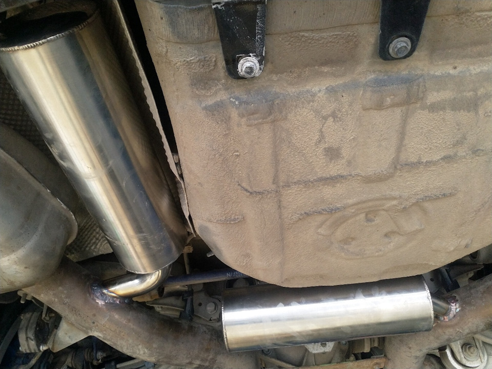 Установка резонатора Гельмгольца — BMW 5 series (F10), 3 л, 2011 года ...