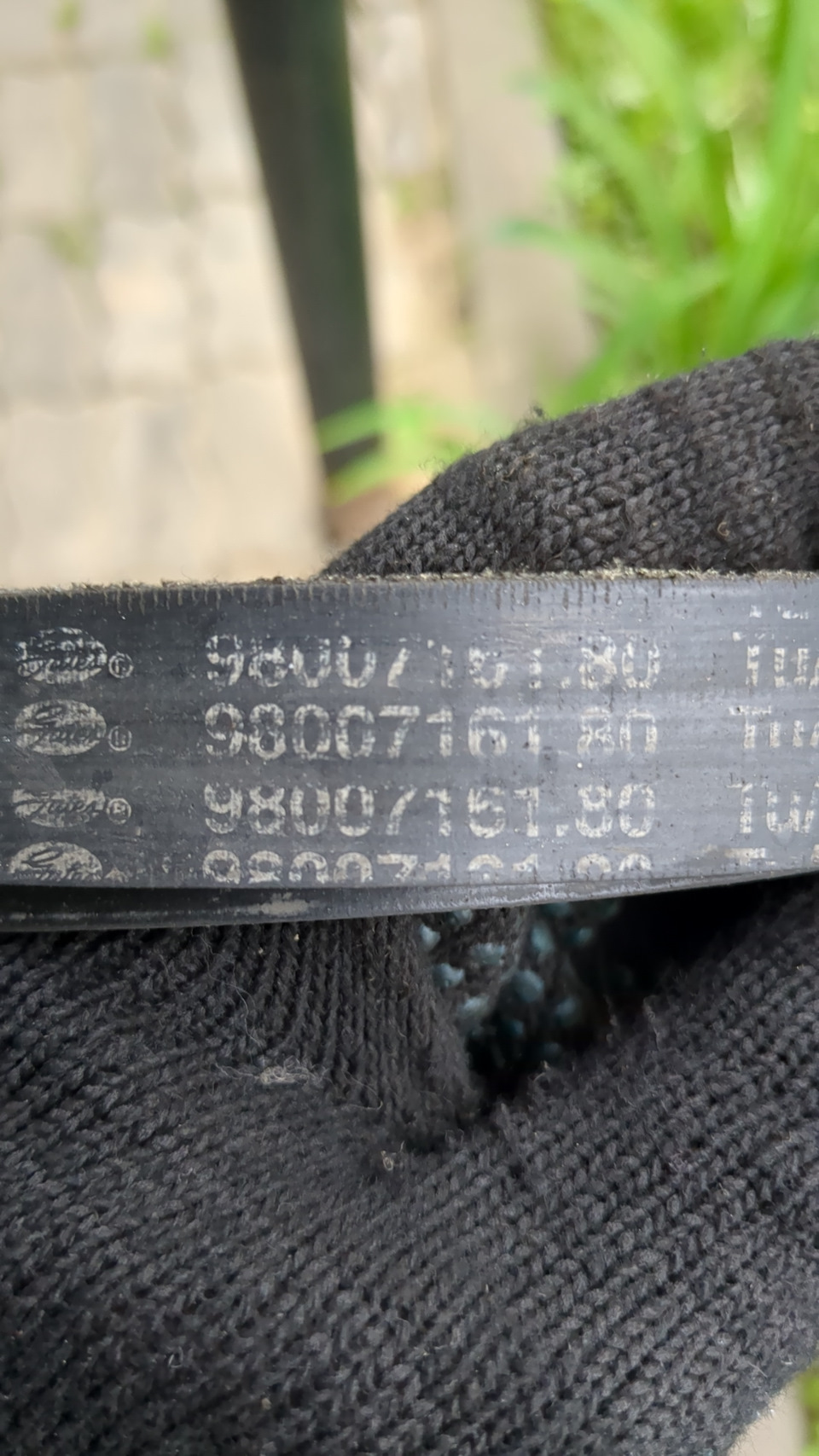 Обрыв ремня генератора — Citroen C4 (2G), 1,6 л, 2013 года | поломка ...