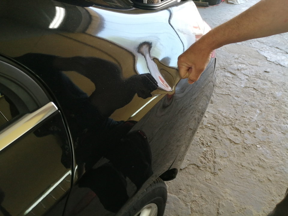 Мерседес. Ремонт заднего крыла без покраски. — Bezpokras на DRIVE2