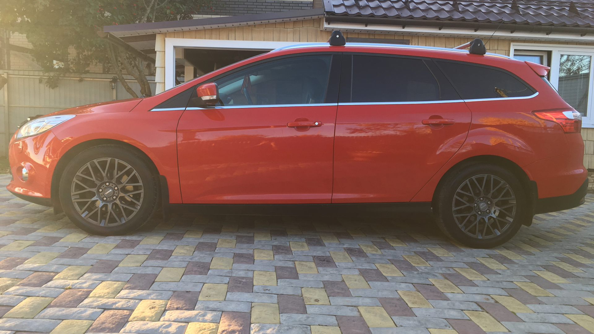 Ford Focus III Wagon 2.0 бензиновый 2012 | Универсальный универсал на DRIVE2