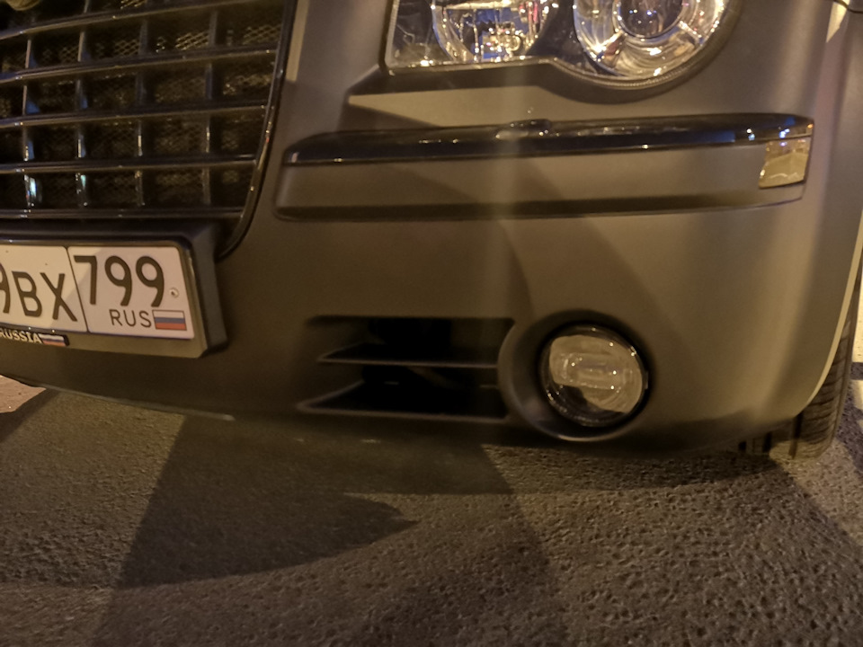 Замена бампера, лобового стекла, атермальная пленка. — Chrysler 300C ...