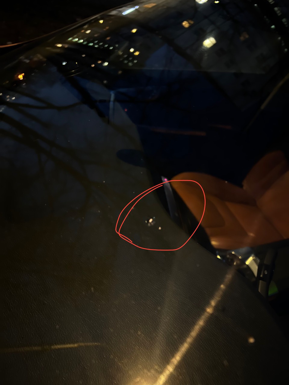 Устранение скола — Volvo S60 (2G), 2 л., 2012 года | кузовной ремонт ...