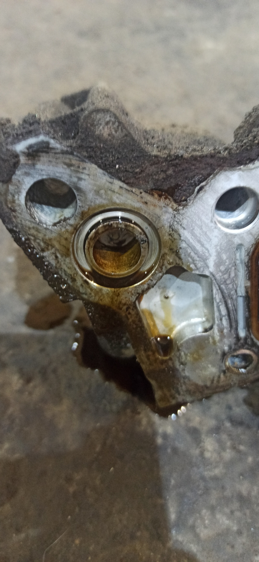 Шкив коленвала и не только… — Mitsubishi Montero Sport, 3 л., 2000 года ...