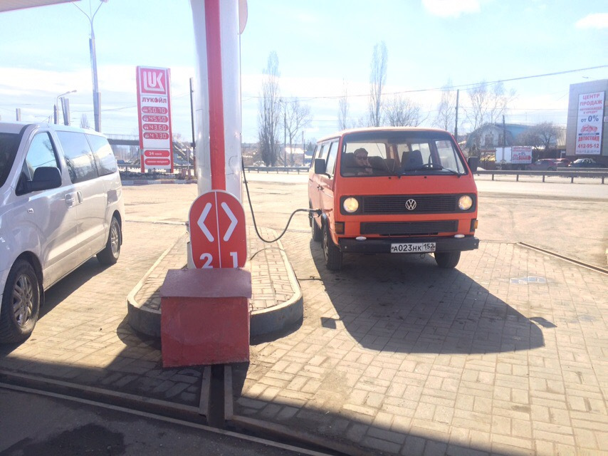 Салон с мультивена. — Volkswagen Transporter T3, 1,6 л, 1989 года ...