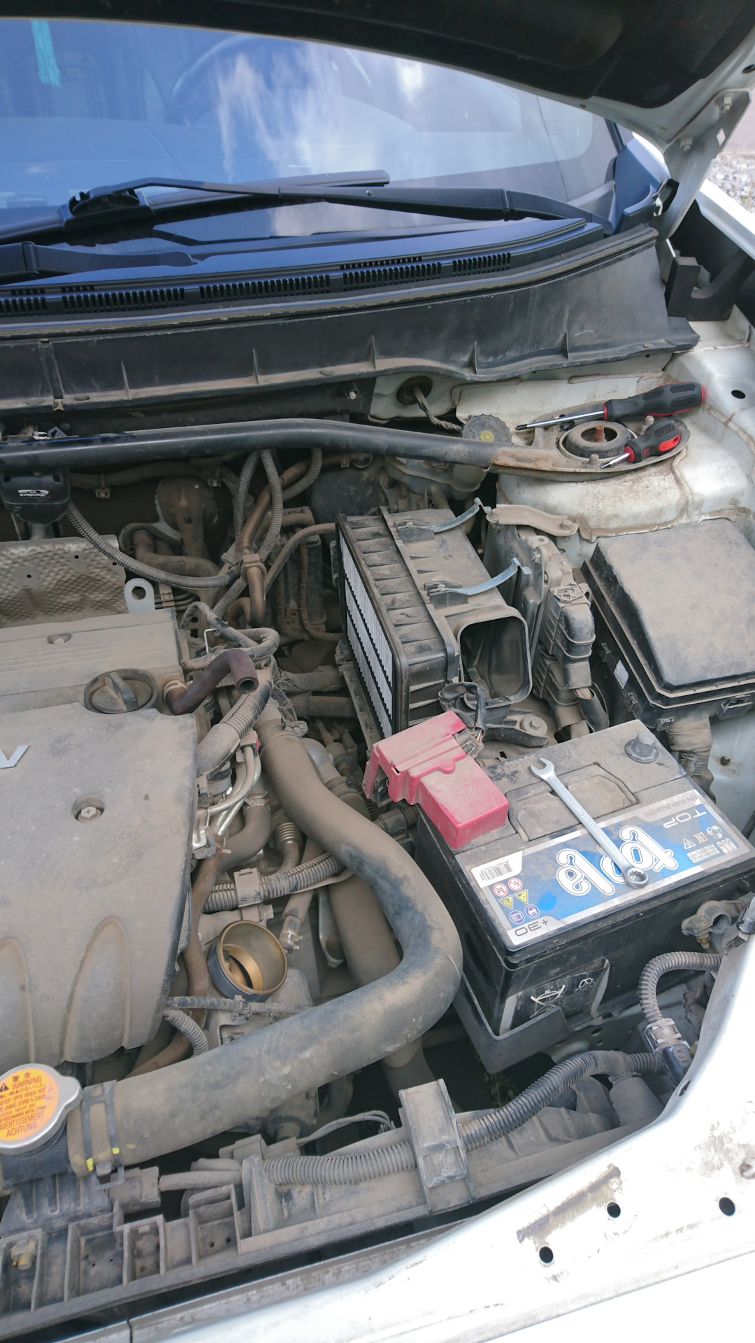 Очередное ТО и чистка дроссельной заслонки — Peugeot 4007, 2,4 л, 2011 ...