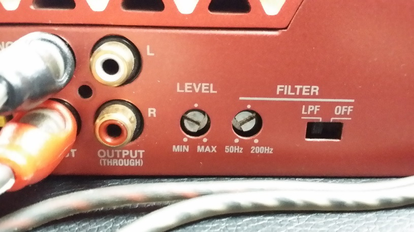 Настройка усилителя сабвуфера. Пайка линейных выходов на штатном ГУ ...