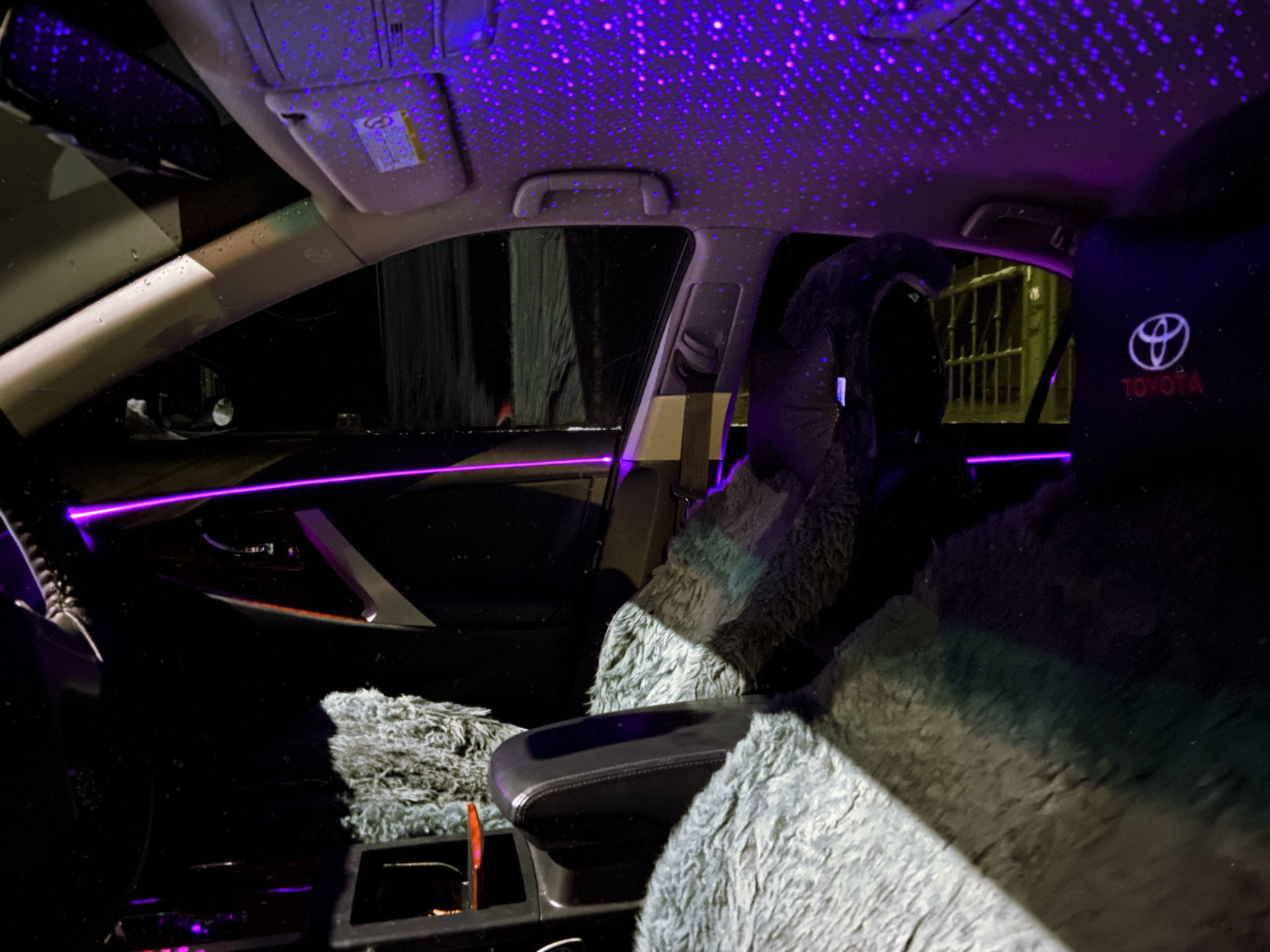 Установка rgb ленты в двери Camry 40. Подсветка салона в стиле Мерседес —  Toyota Camry (XV40), 2,4 л, 2011 года | стайлинг | DRIVE2