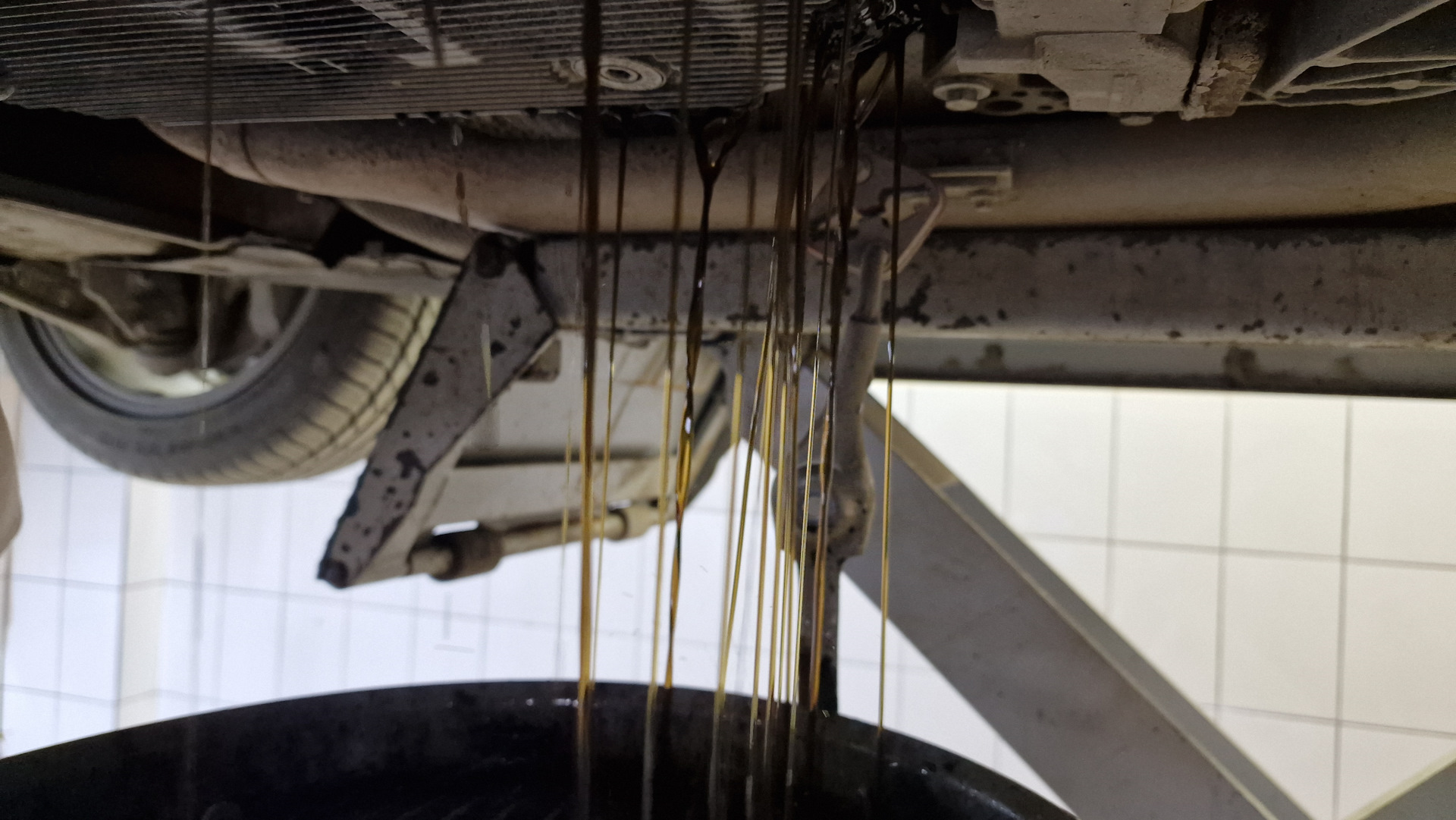 Замена масла в АКПП ZF 8HP на BMW F13. — BMW 6 series (F13), 3 л, 2013 ...