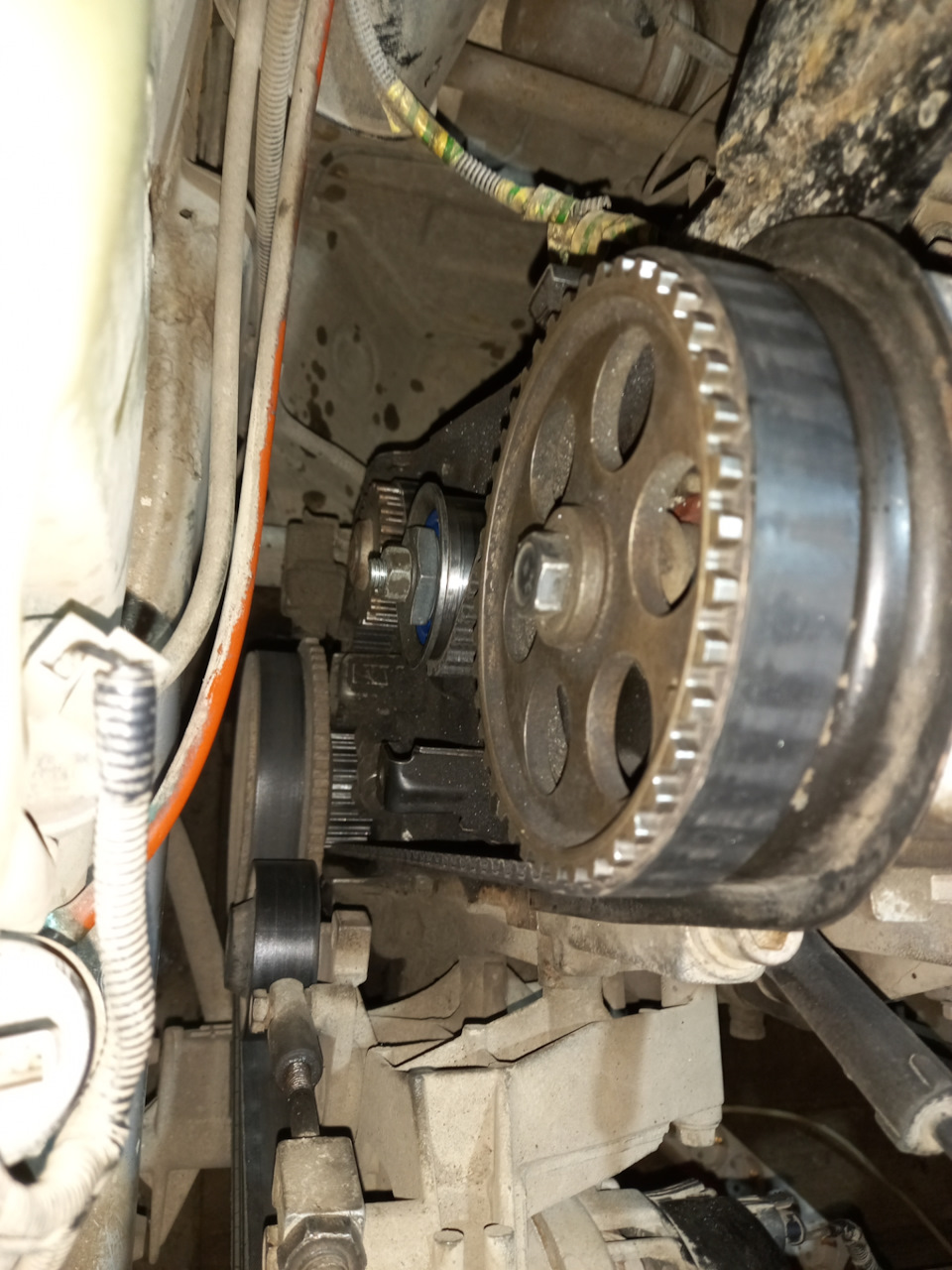 Сползает ремень грм ч.2 — Lada Калина хэтчбек, 1,6 л, 2007 года ...