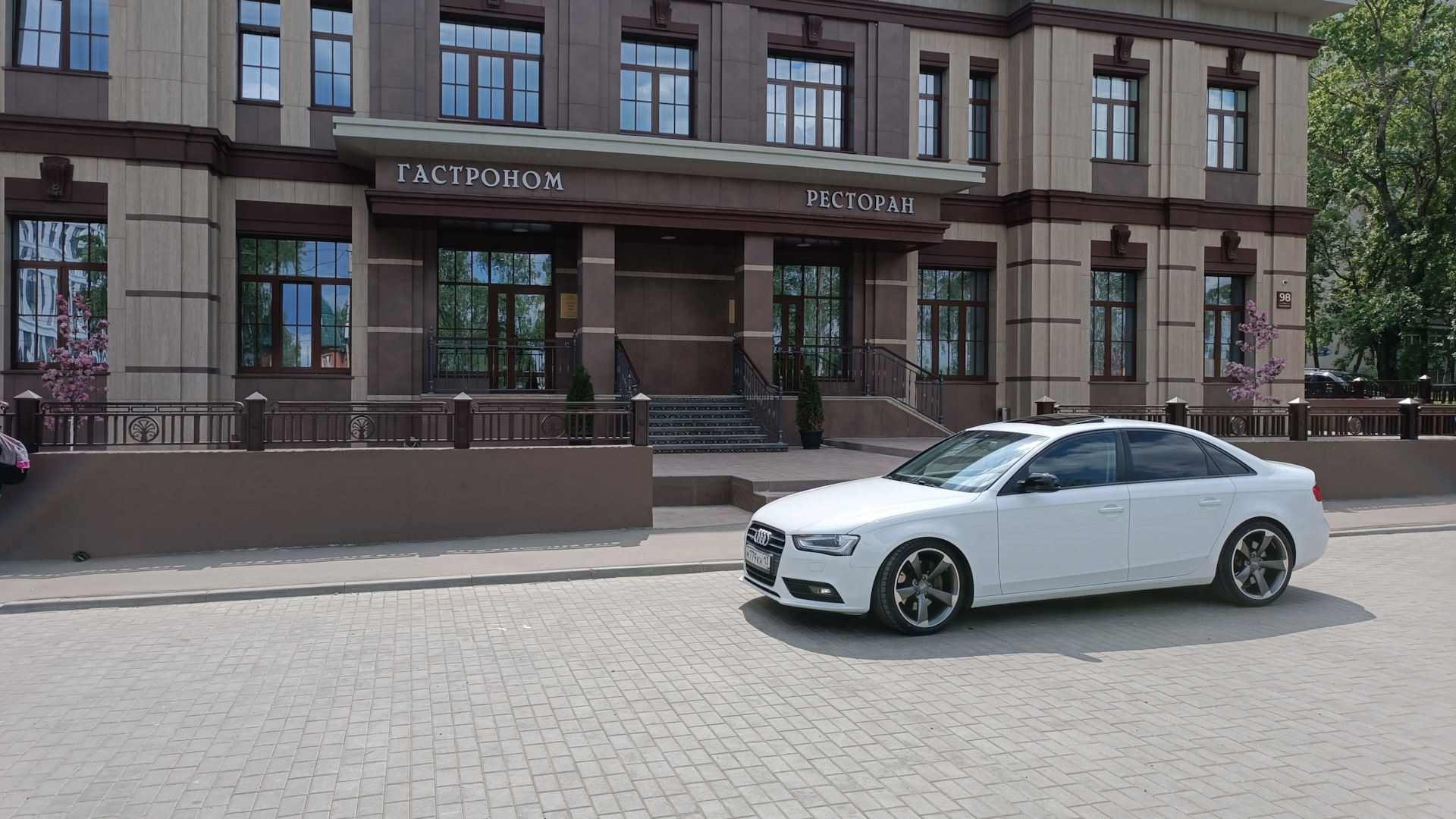 Audi A4 (B8) 2.0 бензиновый 2013 | Пушка на DRIVE2