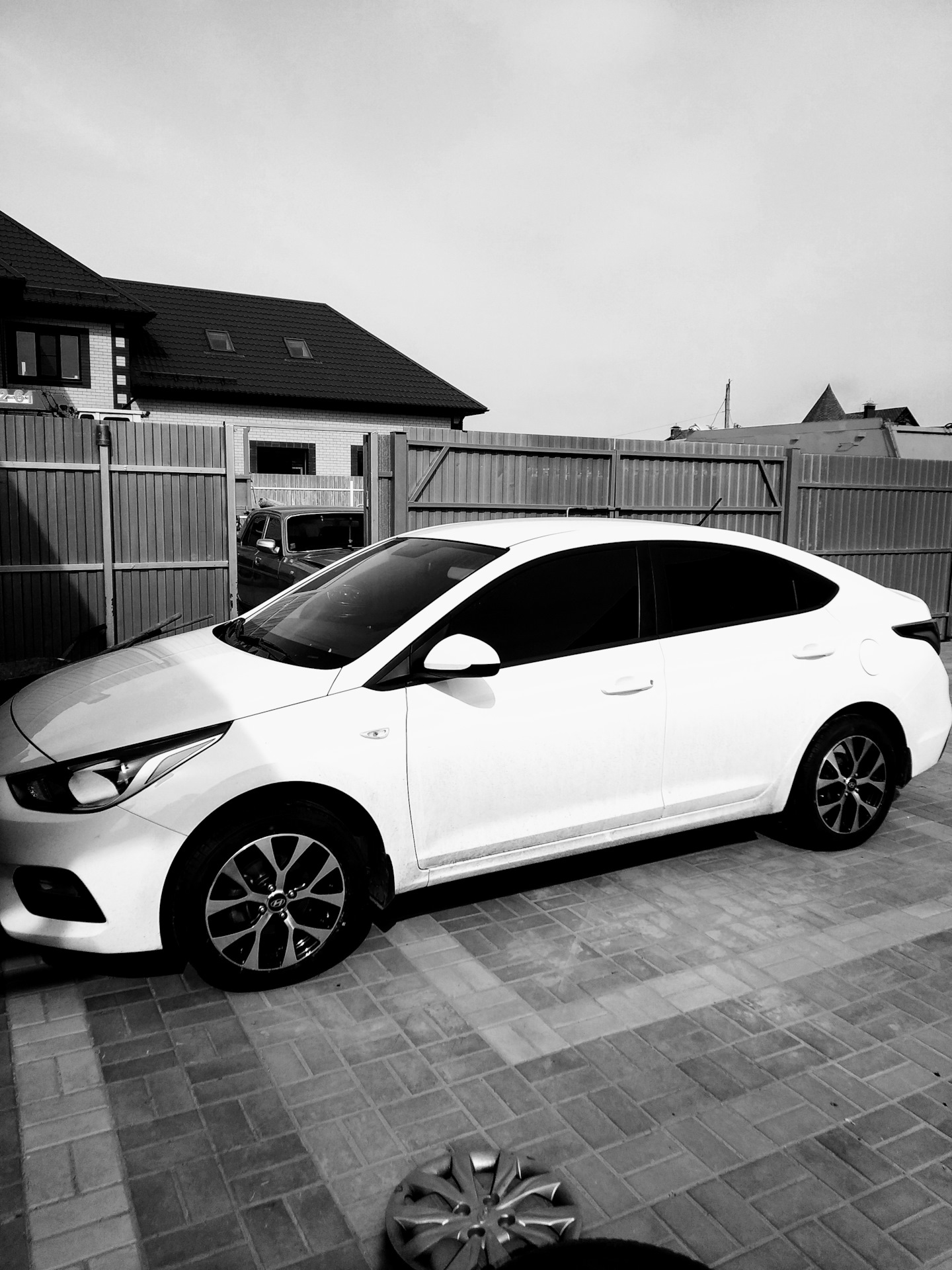 Диски r16 hy 64 — Hyundai Solaris (2G), 1,6 л, 2019 года | колёсные ...