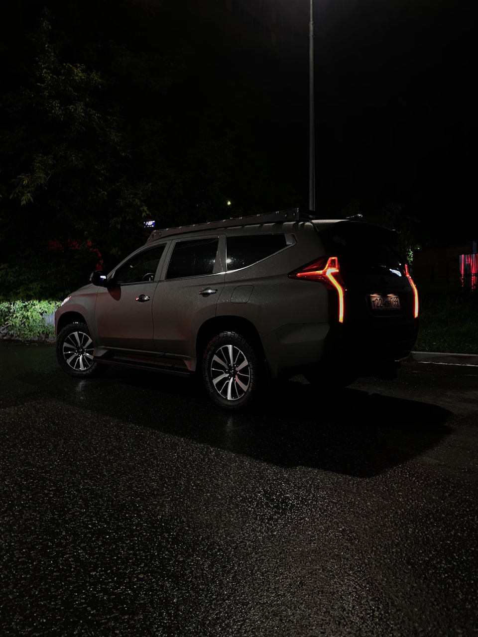 Mitsubishi Pajero Sport 3 Night