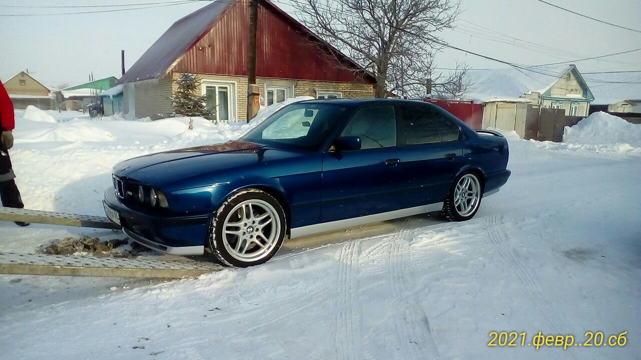 Счастливой новой жизни Эмка! — BMW M5 (E34), 3,8 л, 1994 года | продажа  машины | DRIVE2