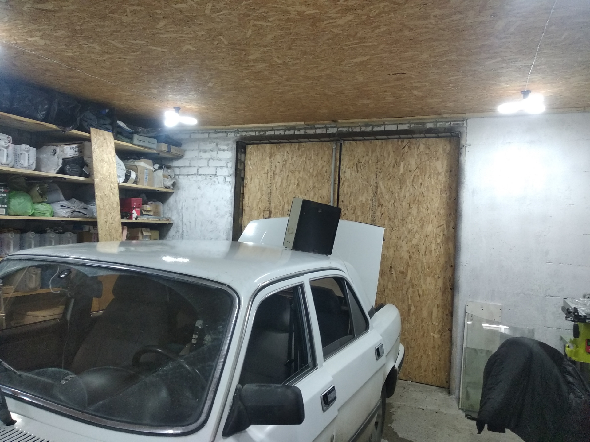 Модернизация фонарей заднего хода. (Снова.) — ГАЗ 3110, 2,3 л, 2004 ...