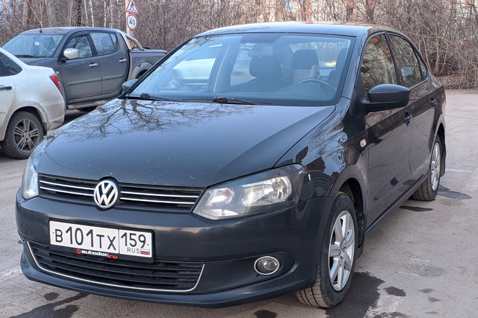 Как же мы встретитись — Volkswagen Polo Sedan, 1,6 л, 2013 года | покупка  машины | DRIVE2