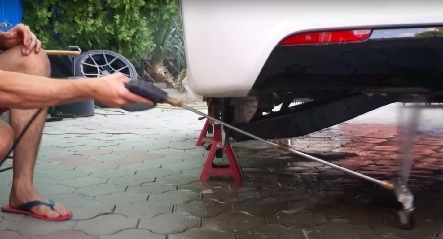 Мойка днища, процесс важный для авто ! — Lada XRAY Cross, 1,6 л, 2021 ...