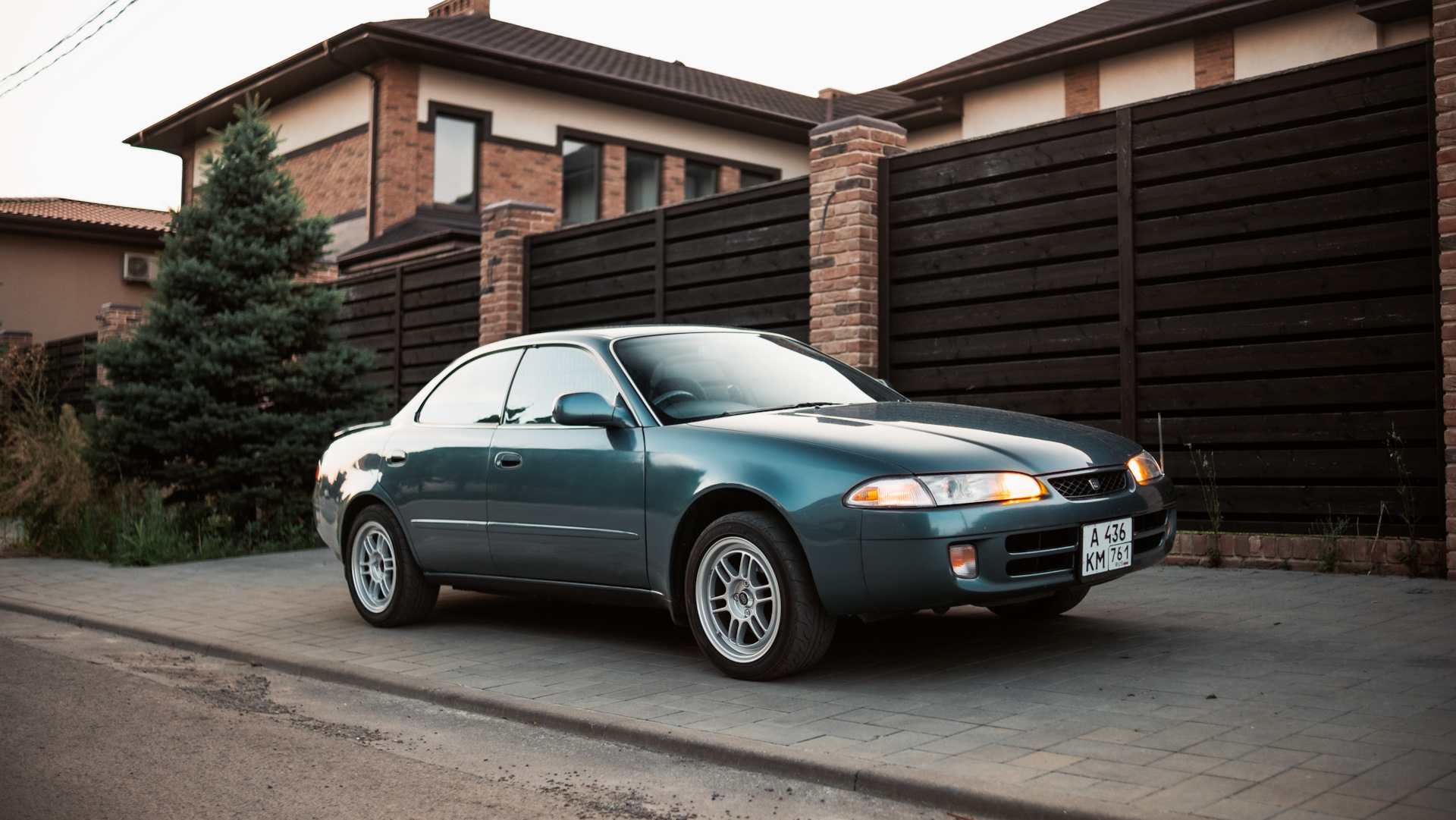 Yogas Toyota Sprinter Marino