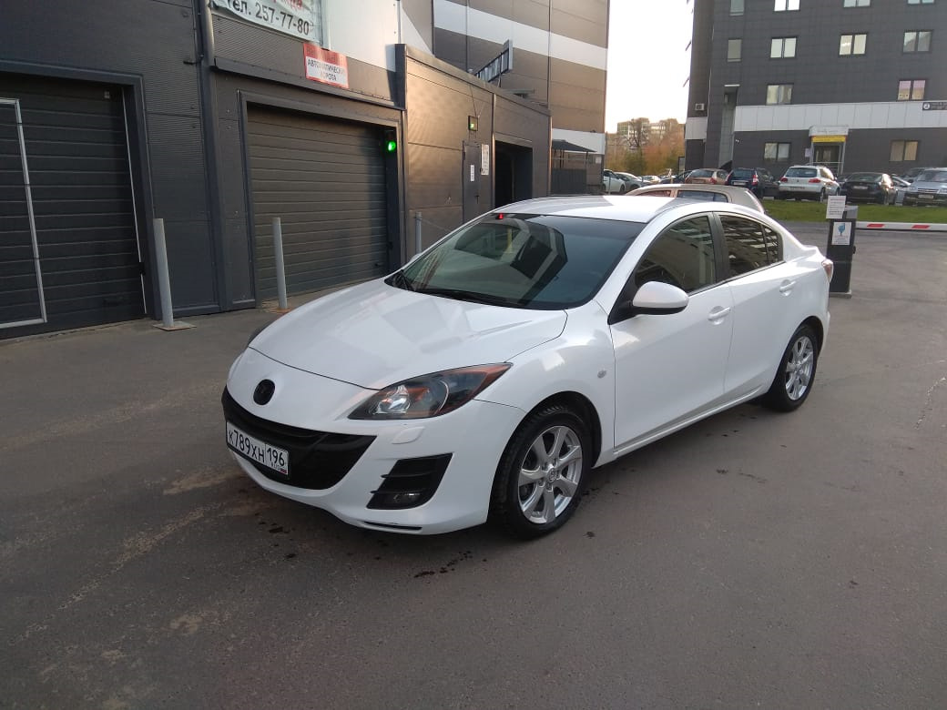 Mazda 6 White Pearl