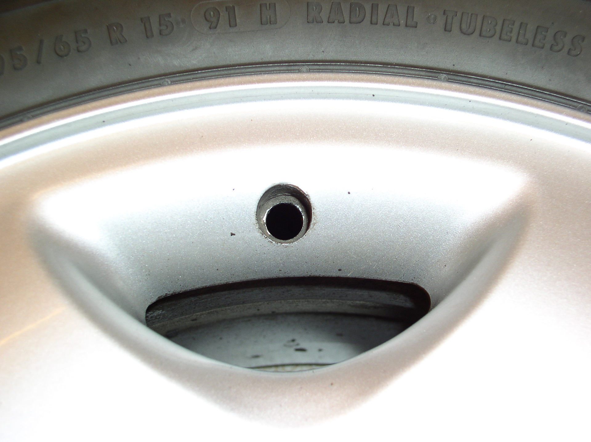 Заменяем ниппель на легкосплавном колесе — DRIVE2