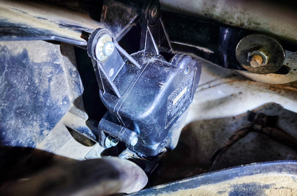 Вот он действительно рабочий моторедуктор-рекомендую! Проверено👍🏻 — Lada Приора хэтчбек