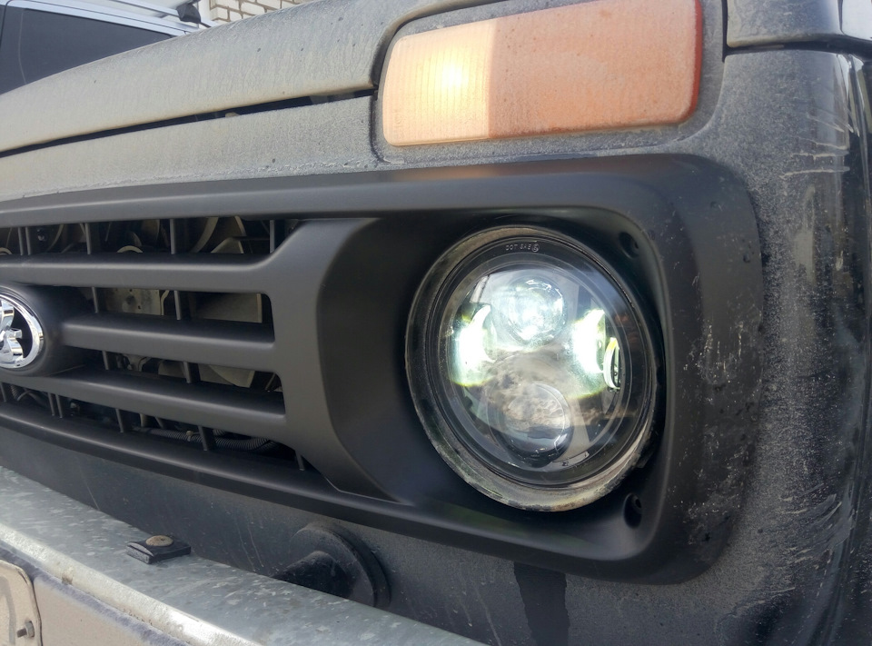 Светодиодные фары в ниву — Lada 4x4 3D, 1,7 л, 2011 года | стайлинг ...