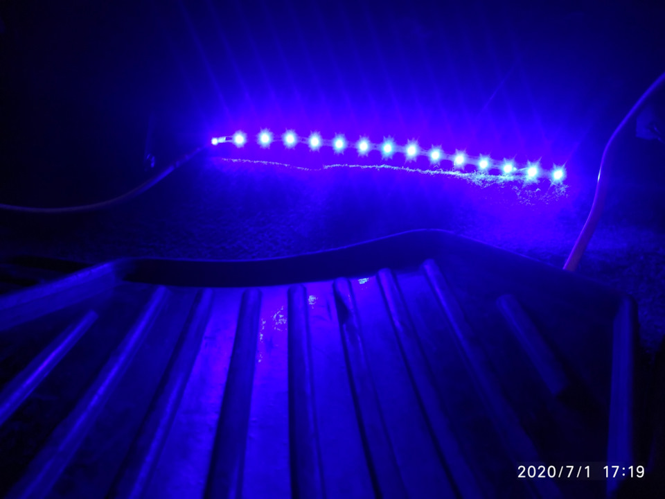 Подсветка ног — Chevrolet Lanos, 1,5 л., 2007 года | стайлинг | DRIVE2