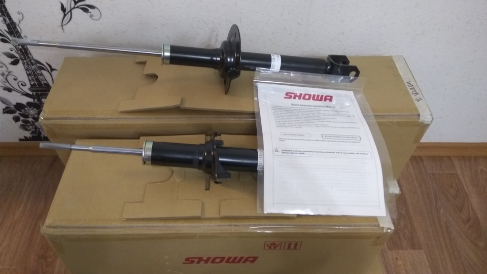 Амортизаторы Showa QH001-105-00 на Accord в кузове CU в Красноярске на ...