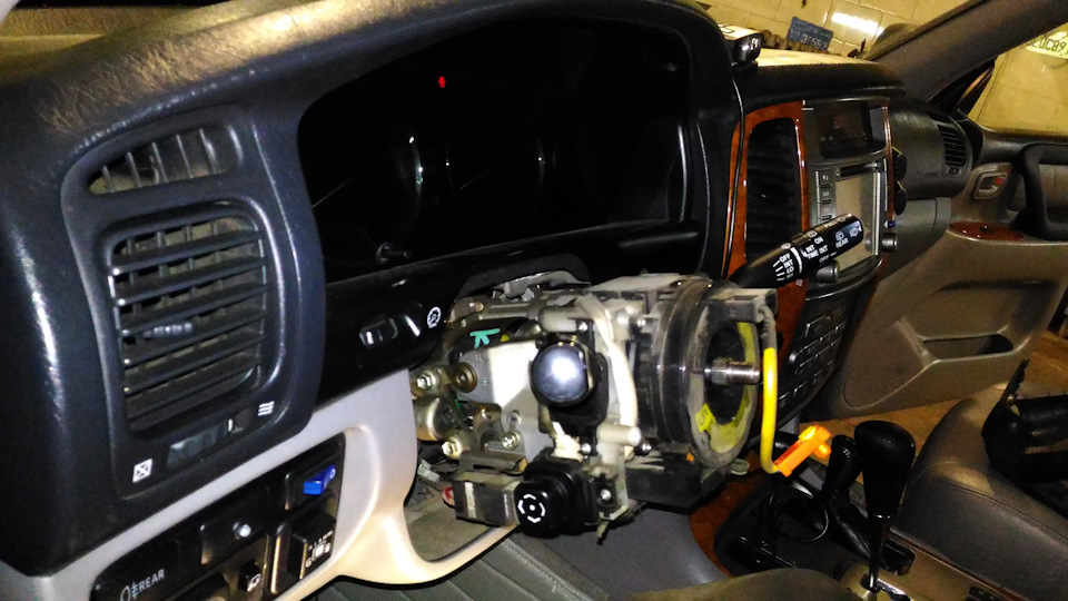 Стуки и вибрация в рулевом колесе. — Toyota Land Cruiser 100, 4 л, 2006 ...