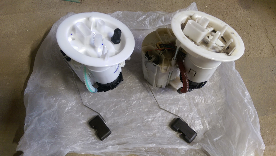 Замена топливного насоса в баке и блока управления — Audi A4 (B8), 2 л ...