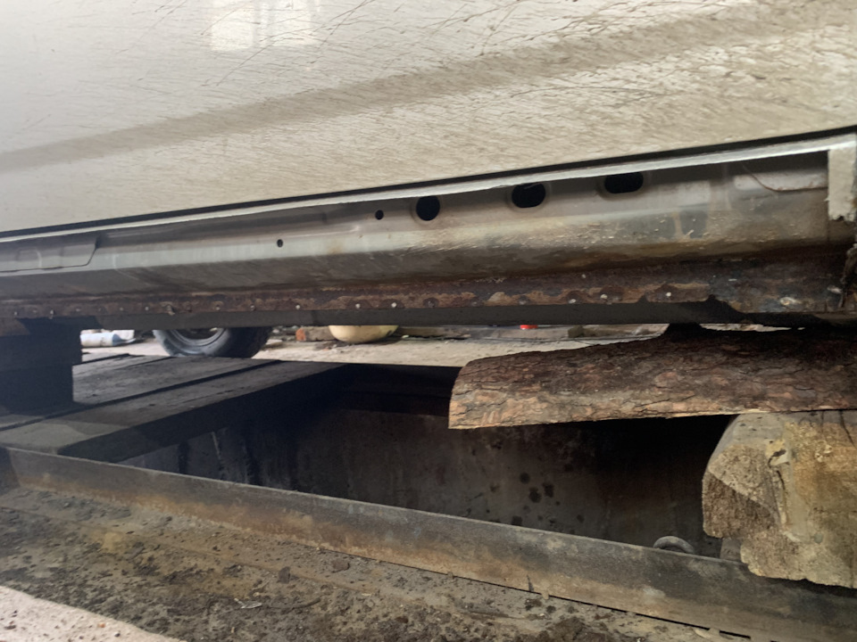 Пороги. — Toyota Corolla (120), 1,5 л, 2002 года | кузовной ремонт | DRIVE2