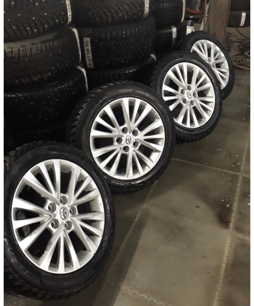 Покраска дисков в светлый графит — Toyota Camry (XV50), 2,5 л, 2017 ...